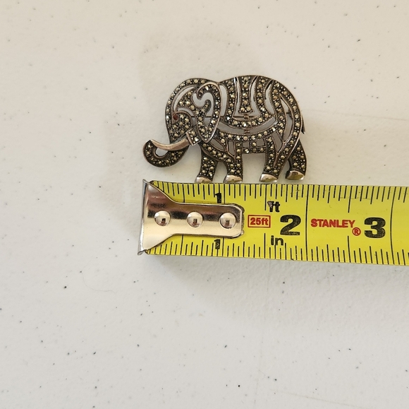 Vintage Elephant Pin Brooch Large Silver Tone Rhinestones Costume Jewlery 90s - Picture 3 of 4